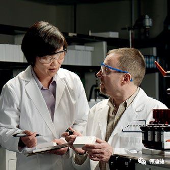 喷码油墨研发职员讨论样品
