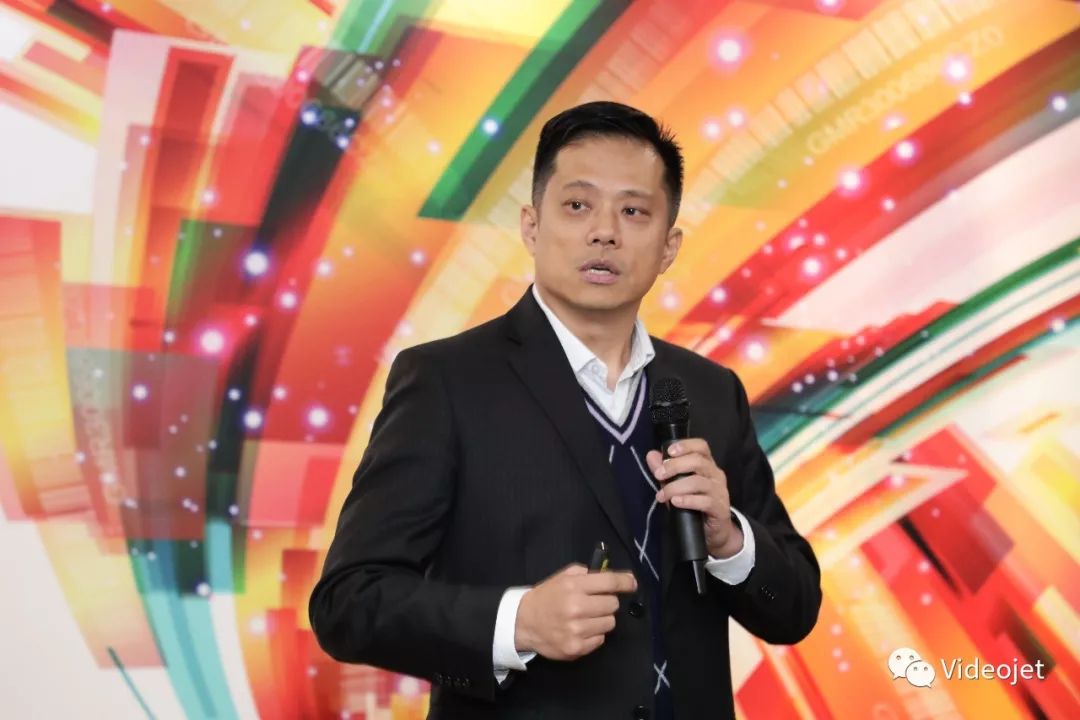 伟迪捷中国大会治理职员讲话